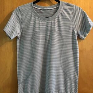 Lululemon Swiftly Relaxed Short Sleeve 2.0